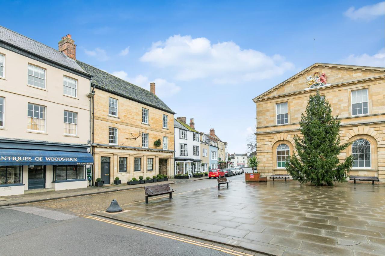 Oxfordshire Living - The Spencer Apartment - Woodstock Ngoại thất bức ảnh